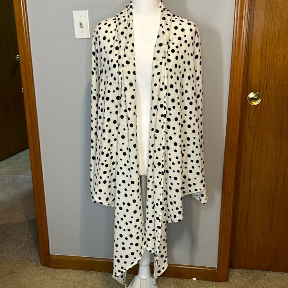 Kindom Wrap Around High Low Cardigan Size M